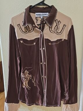 Rodeo Quincy Women's Brown & Tan Western Button-Down